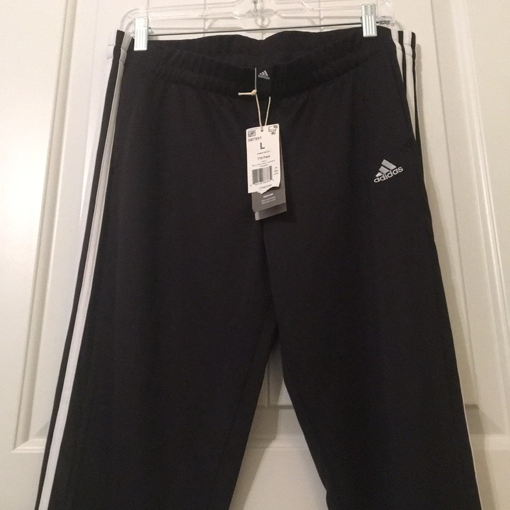 ✨Brand New✨Adidas Jogger Pants